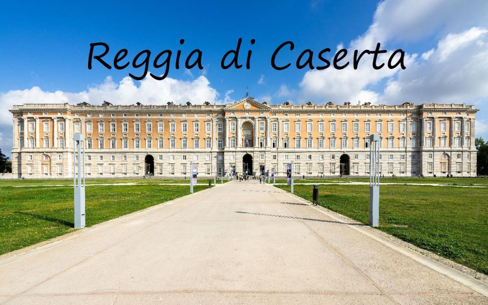 Ab House Caserta - Reggia Di Caserta E Stazione Fs A Cinque Minuti In Auto Esterno foto